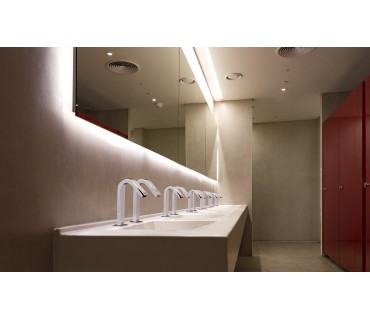 Mediclinics all-In-One wash basin mounted